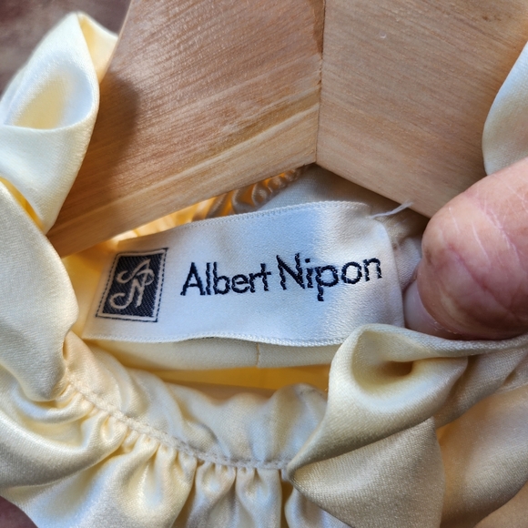 Vintage Albert & Nipon Blouse.Shiny Champagne Long-Sleeve sz 6 - Picture 7 of 8